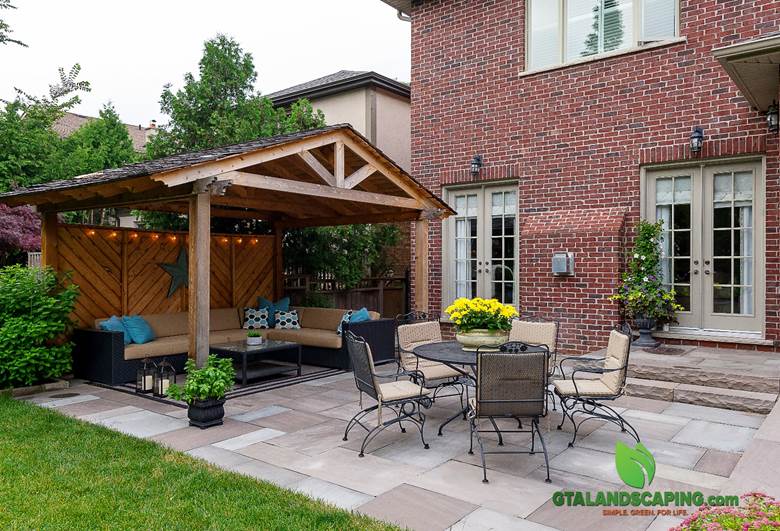 Patio Interlocking in Toronto.